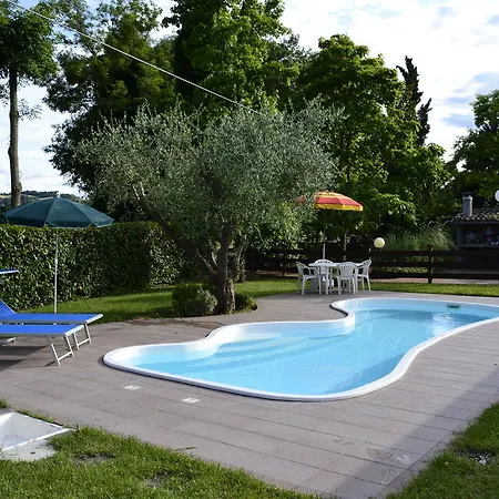 Çiftlik konaklama Agriturismo Casa Del Sole Montelabbate