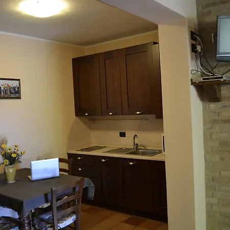 Bauernhof Agriturismo Casa Del Sole Montelabbate